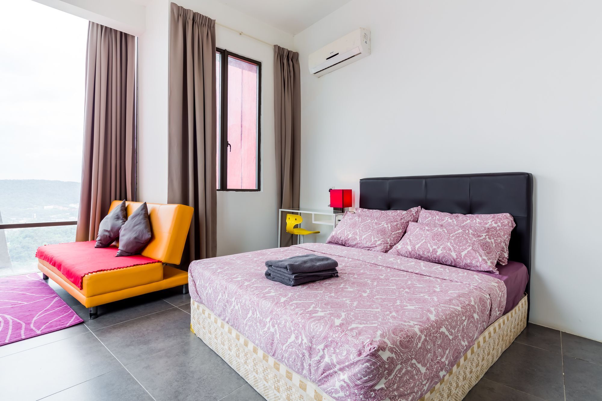 The 12 Suites @ Empire Damansara Petaling Jaya Exterior foto